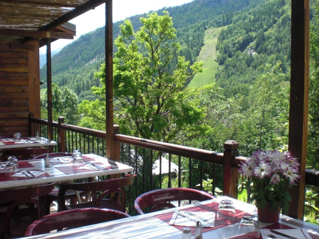 Auberge Saint Antoine Pelvoux エクステリア 写真